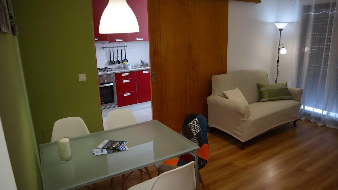 Costa Apartments ปอนตาเดลกาดา ภายนอก รูปภาพ