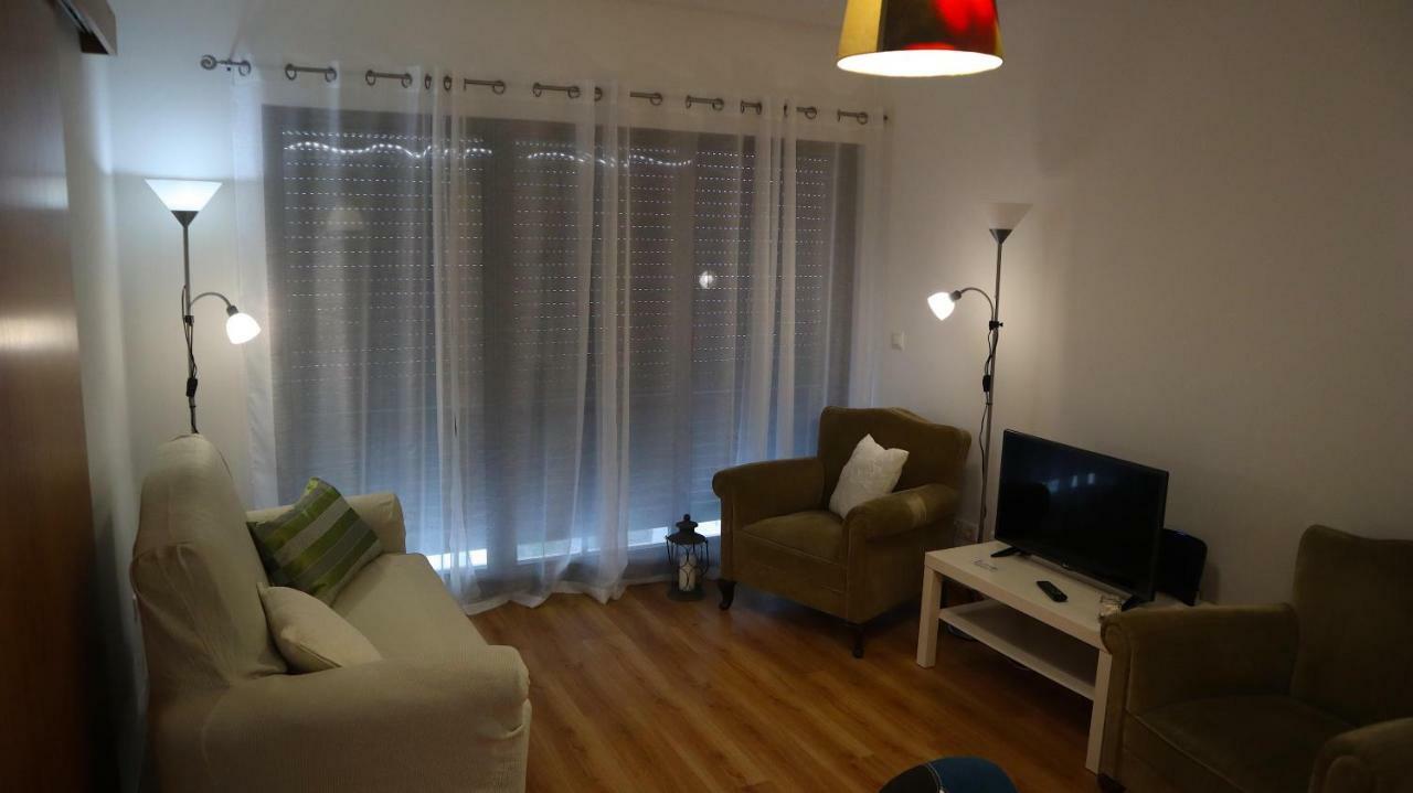 Costa Apartments ปอนตาเดลกาดา ภายนอก รูปภาพ