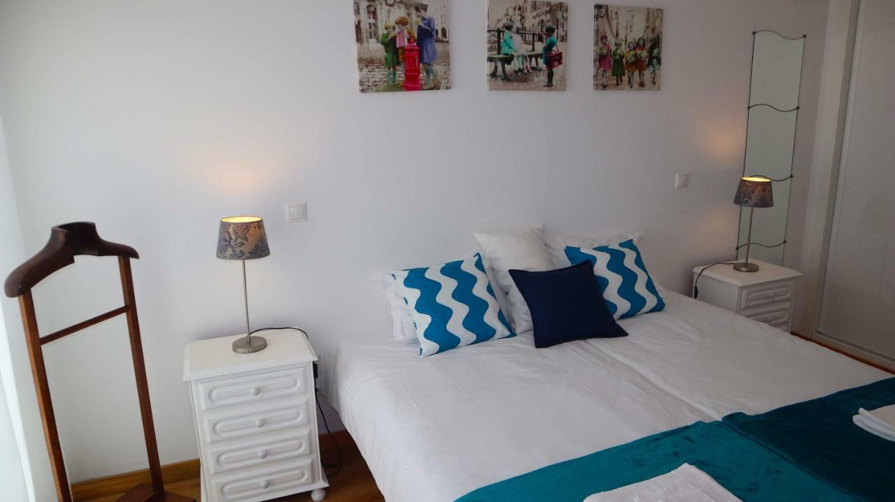 Costa Apartments ปอนตาเดลกาดา ภายนอก รูปภาพ